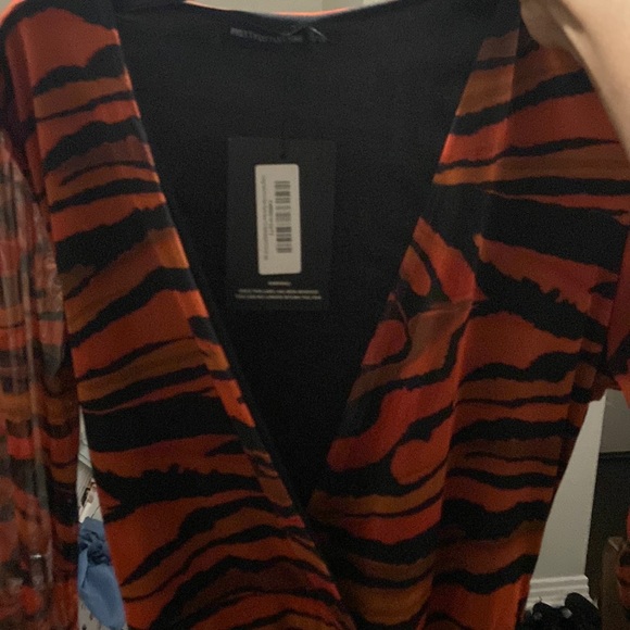 Pretty Little Thing Tiger Dress - Picture 1 of 1